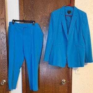 Worthington Blue Ankle Pants & Blazer Set